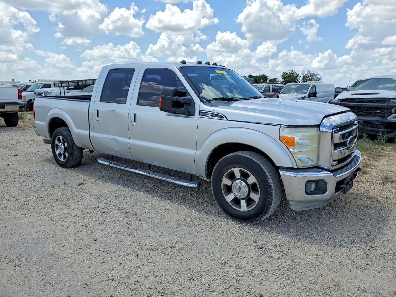 2015 FORD F-250 — фото 4