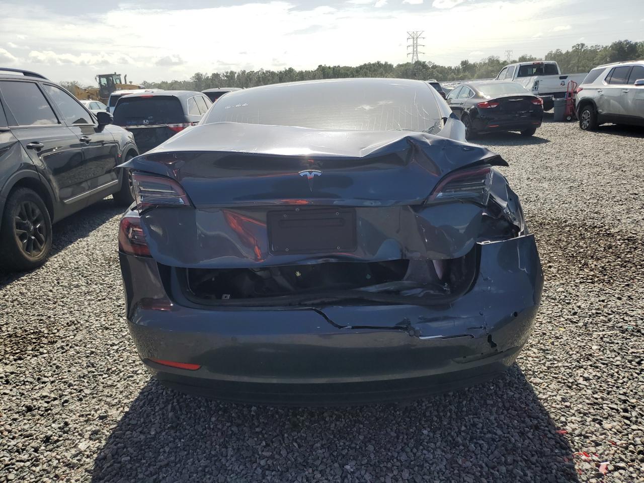 2019 TESLA MODEL 3 — фото 6