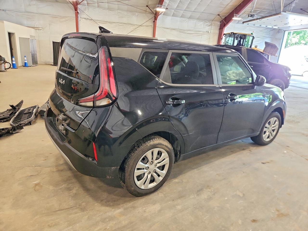2023 KIA SOUL — фото 3