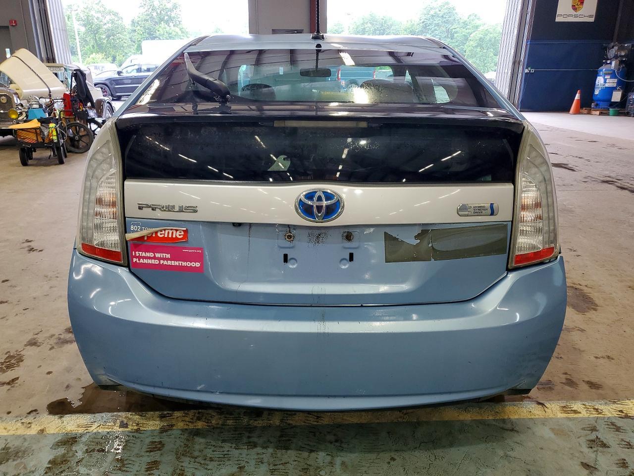 2014 TOYOTA PRIUS — фото 6