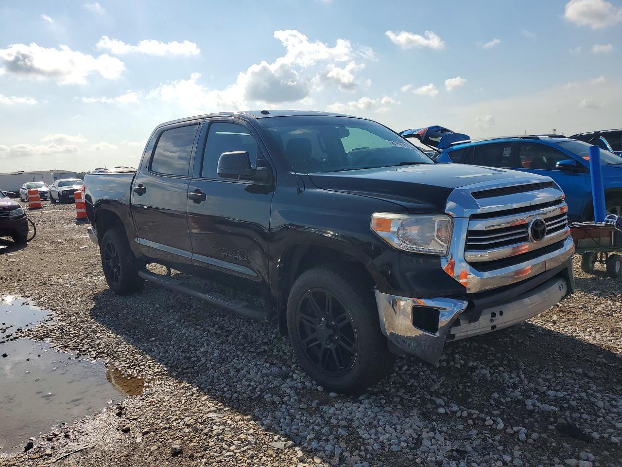 2017 TOYOTA TUNDRA — фото 4