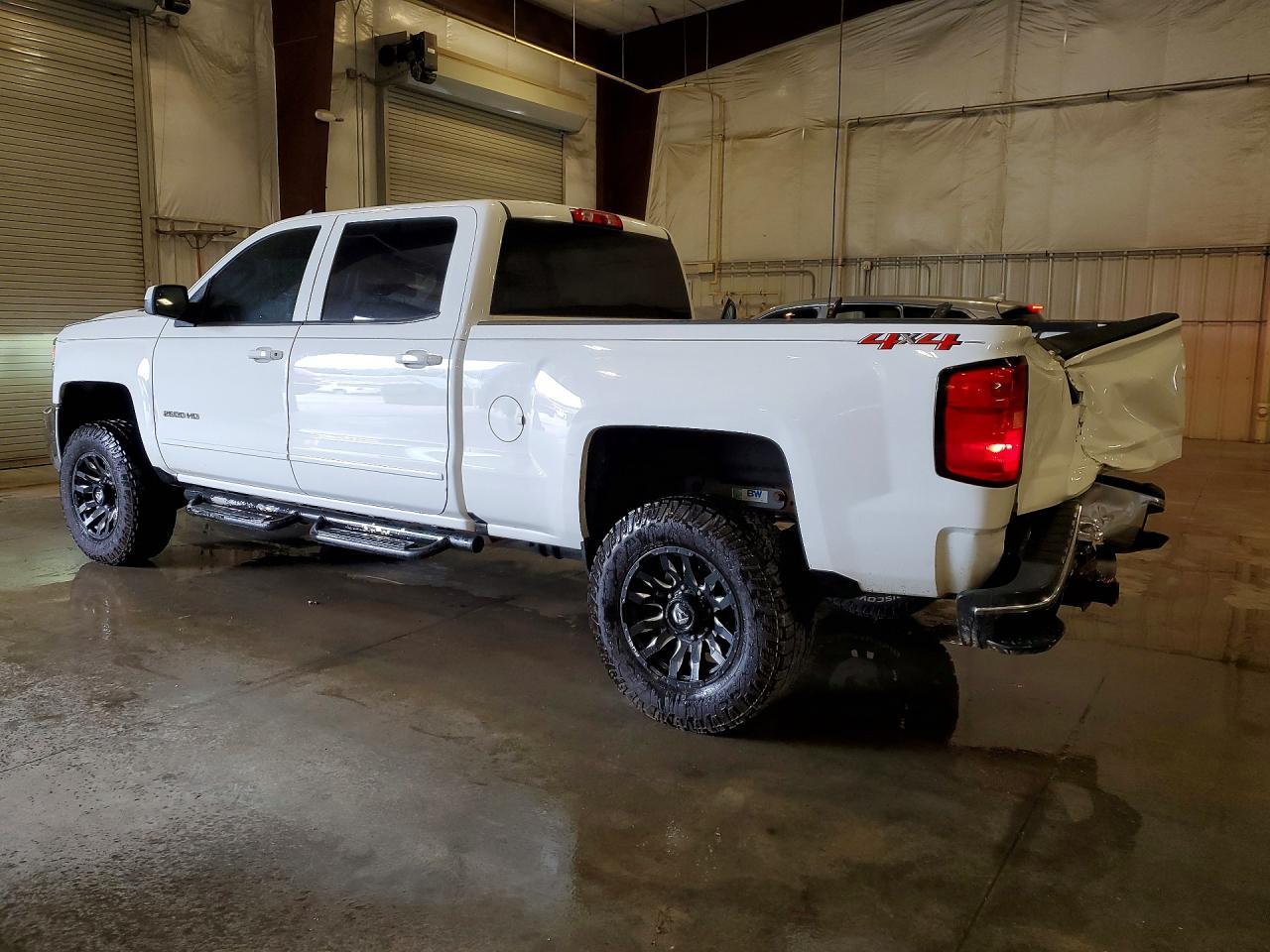 2018 CHEVROLET SILVERADO 2500 — фото 2