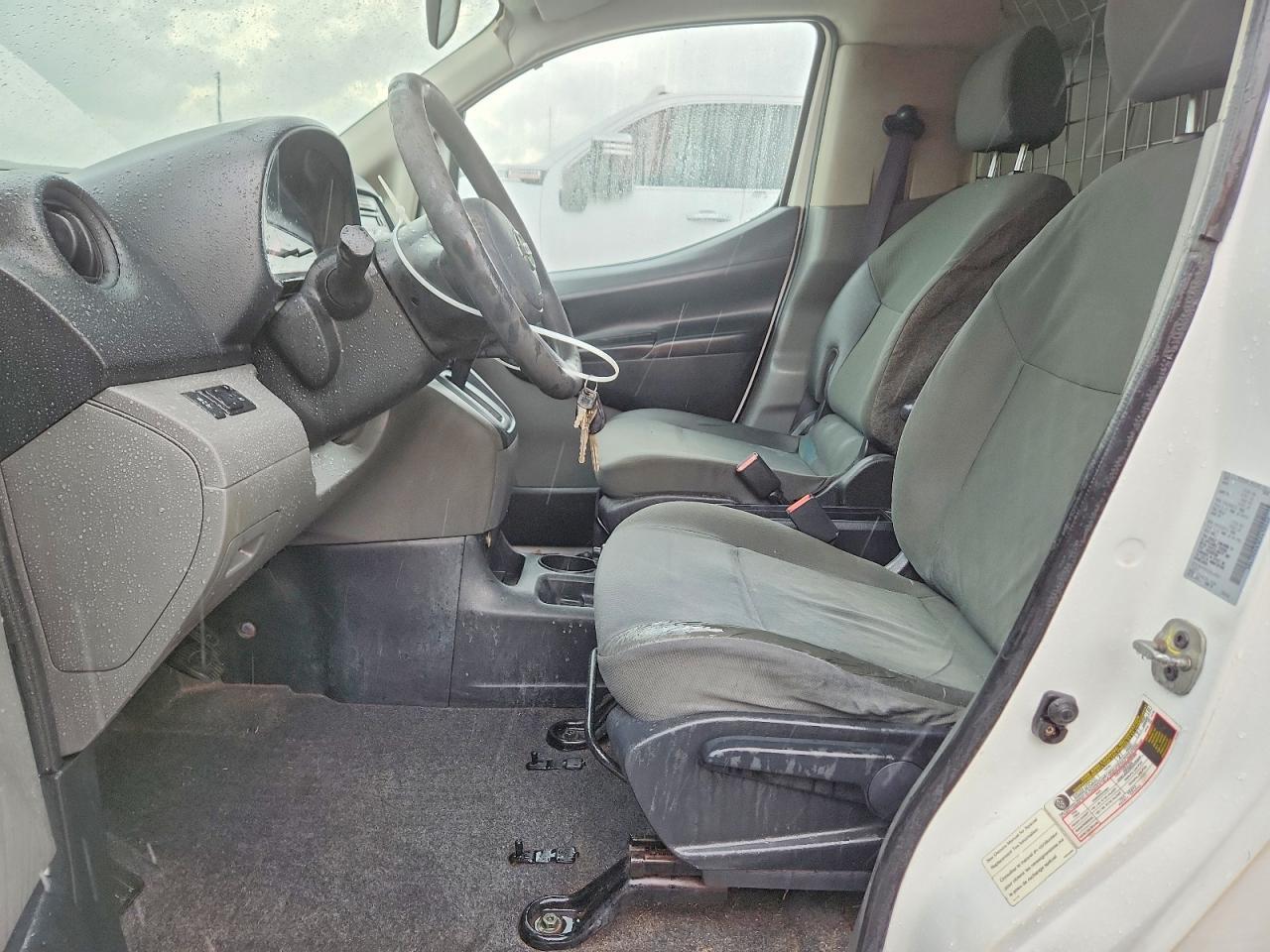 2014 NISSAN NV200 — фото 7