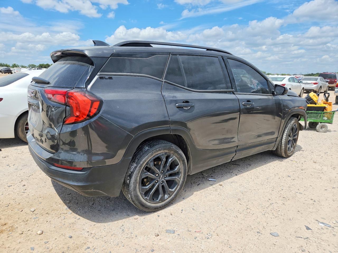 2020 GMC TERRAIN — фото 3