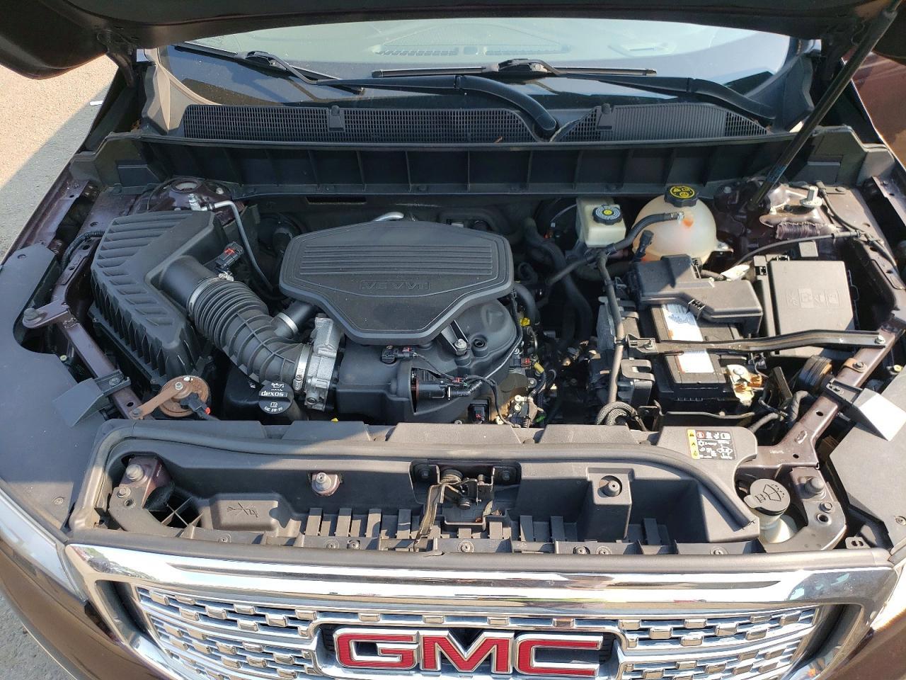 2017 GMC ACADIA — фото 12