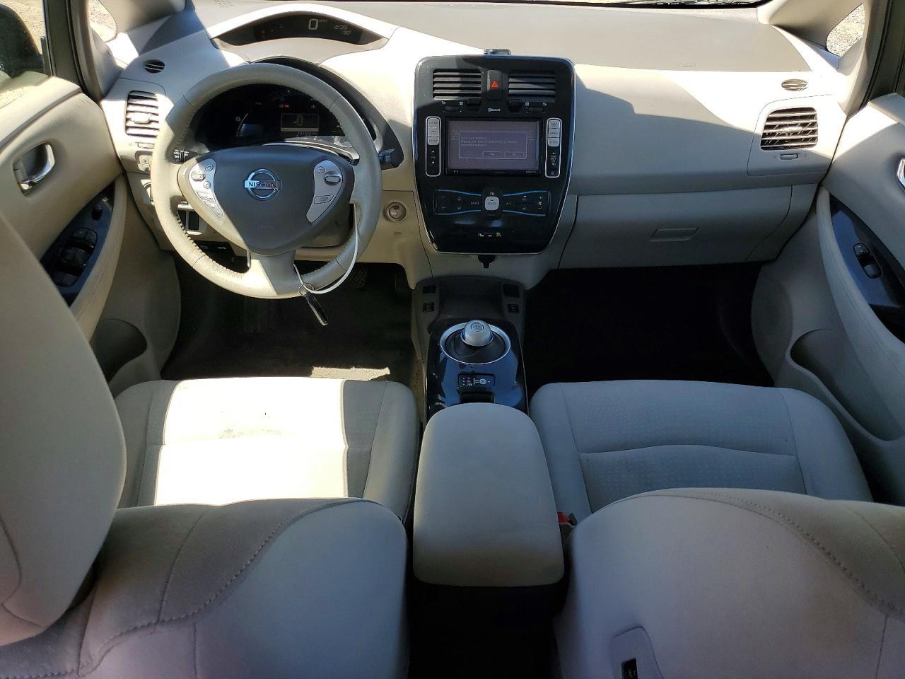 2012 NISSAN LEAF — фото 8