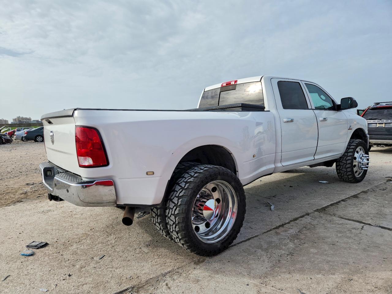 2016 RAM 3500 — фото 3