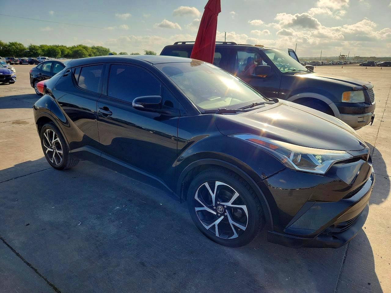 2018 TOYOTA C-HR — фото 4