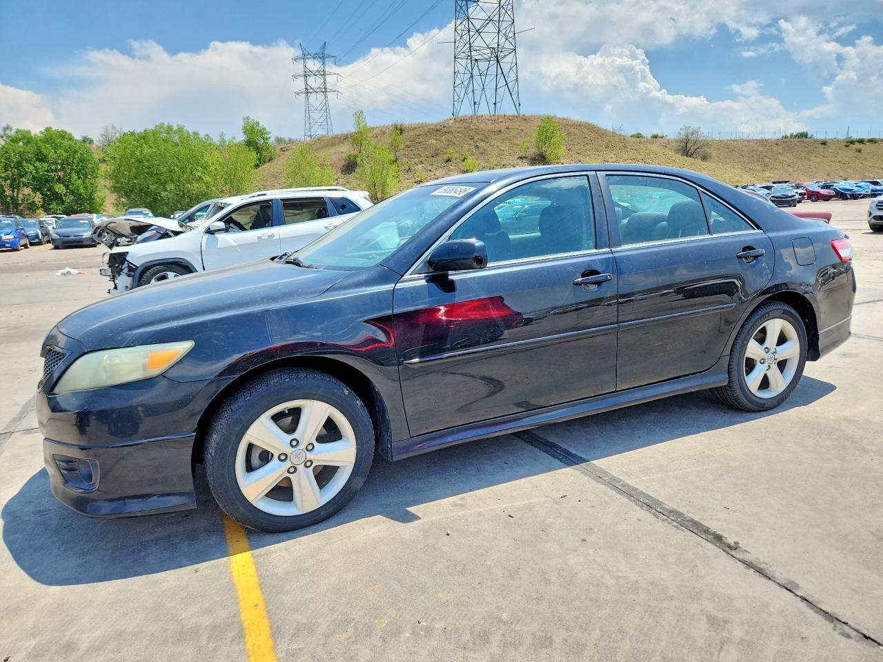 2010 TOYOTA CAMRY — фото 1