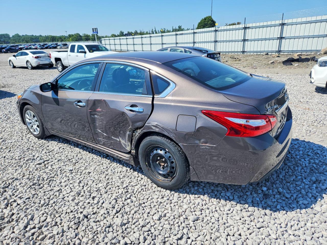2016 NISSAN ALTIMA — фото 2