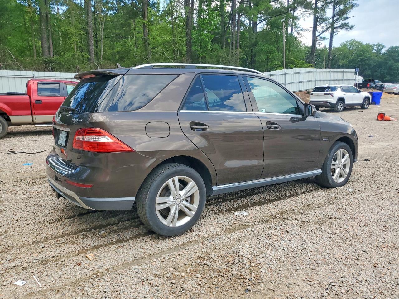 2012 MERCEDES-BENZ M-CLASS — фото 3