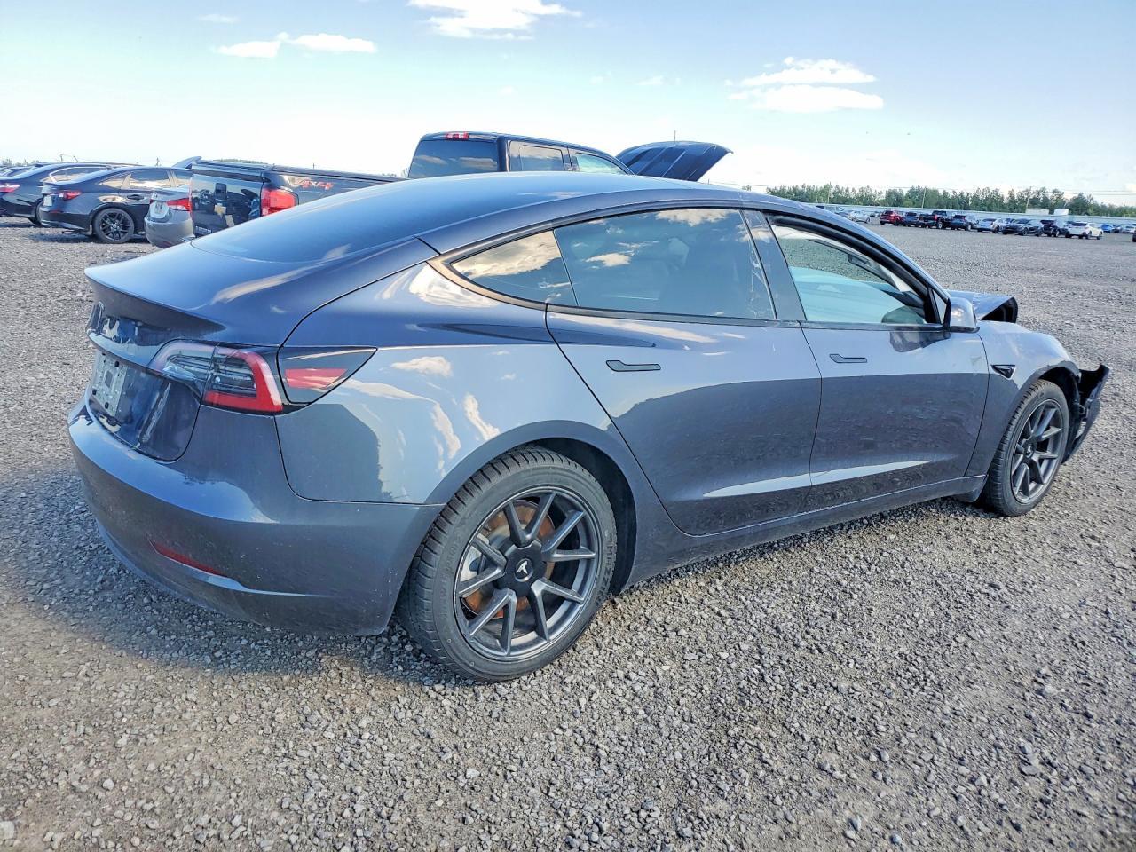 2023 TESLA MODEL 3 — фото 3