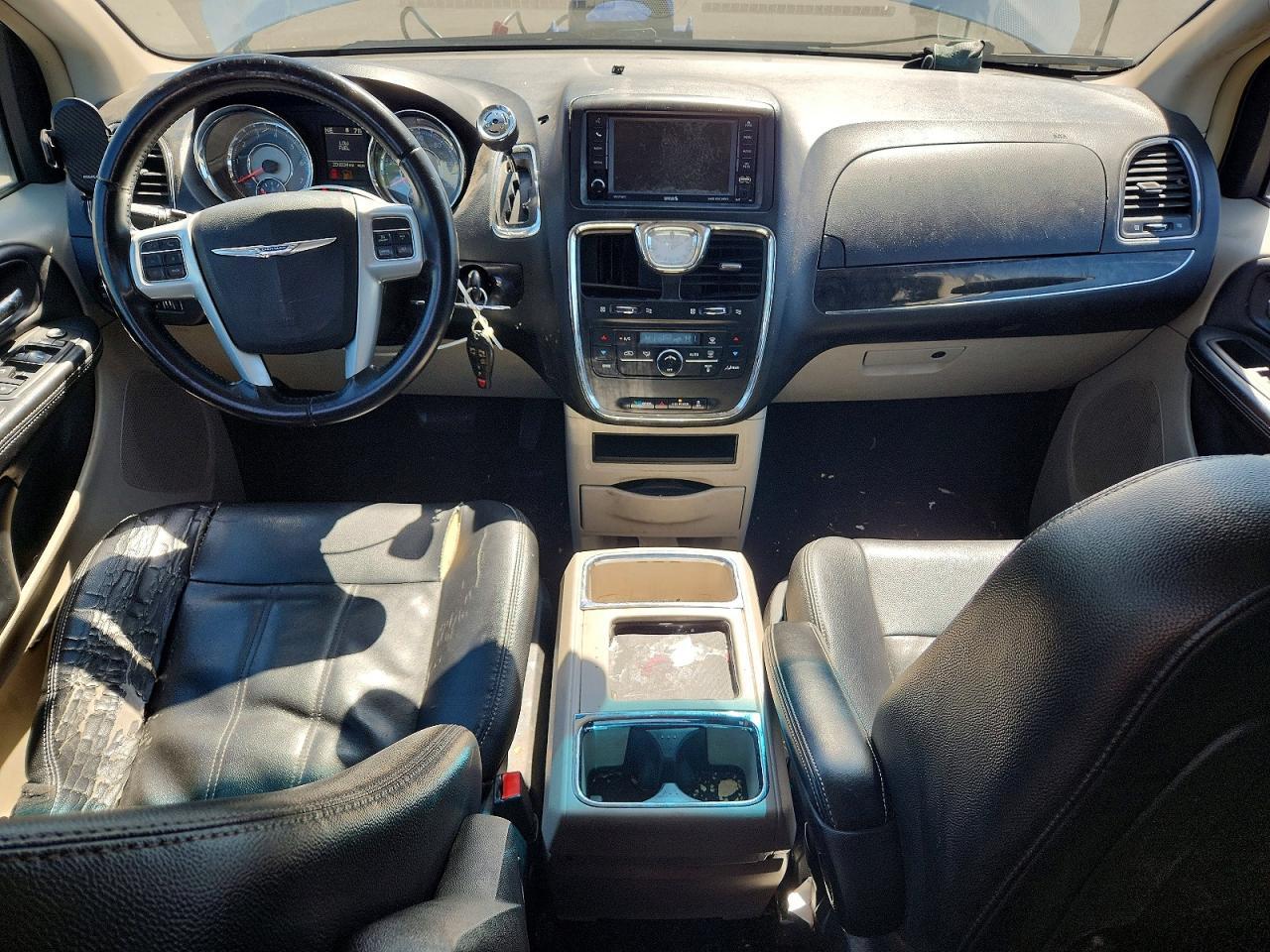 2014 CHRYSLER TOWN & COUNTRY — фото 8