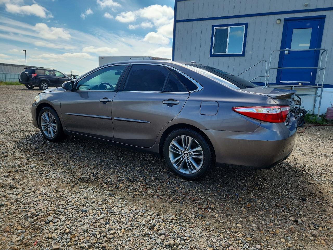 2015 TOYOTA CAMRY — фото 2