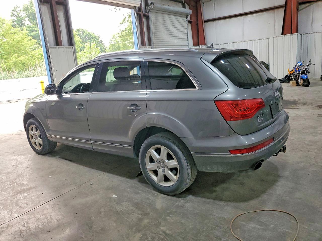 2015 AUDI Q7 — фото 2