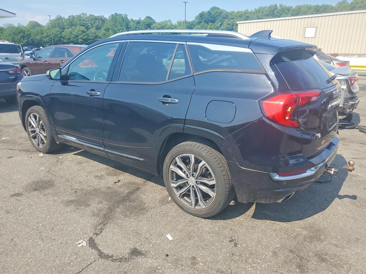 2018 GMC TERRAIN — фото 2