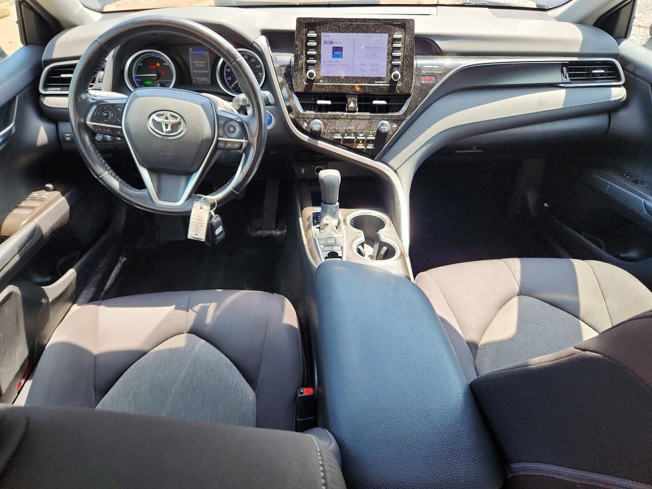 2021 TOYOTA CAMRY HYBRID — фото 8