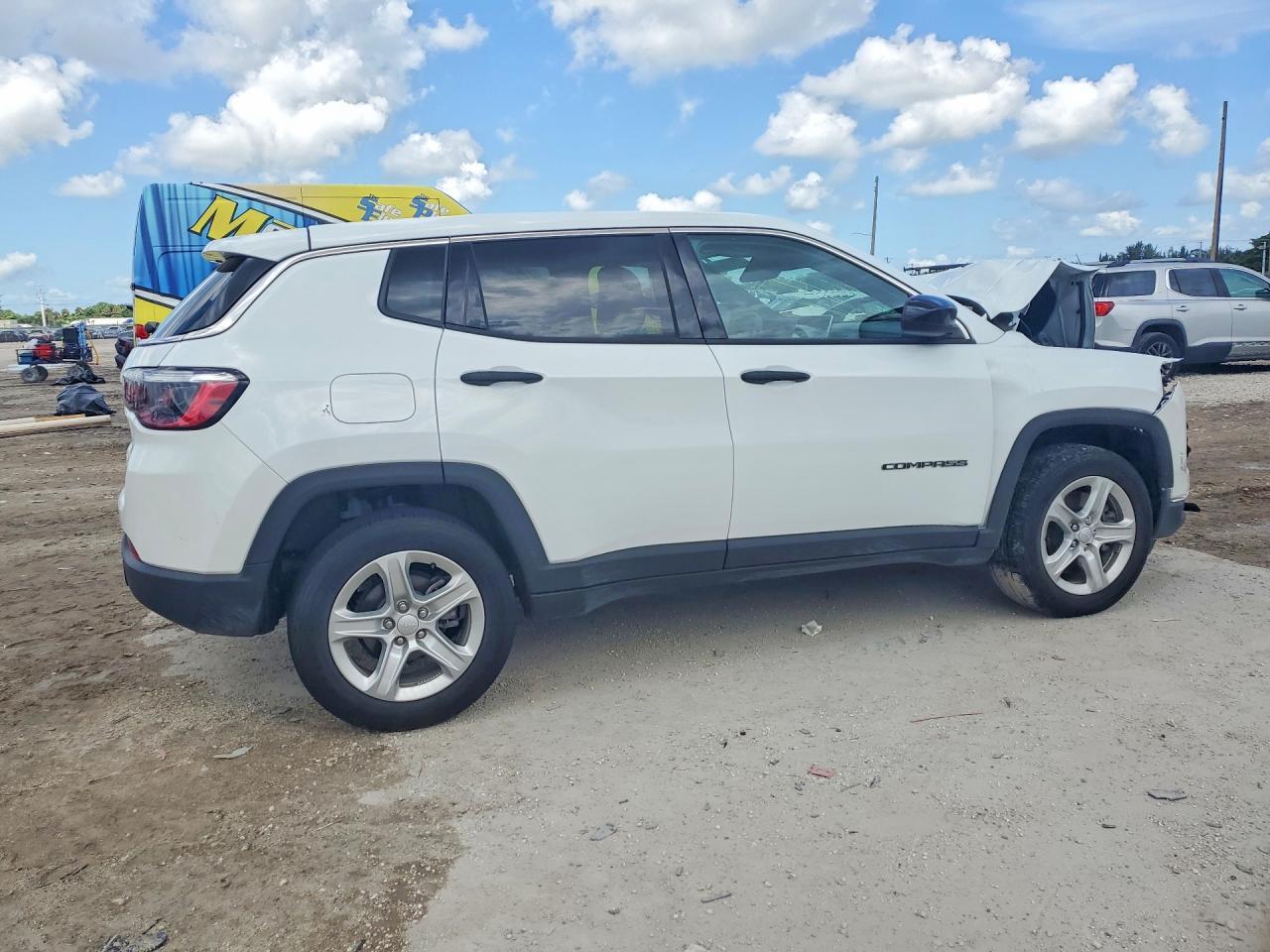 2023 JEEP COMPASS — фото 3