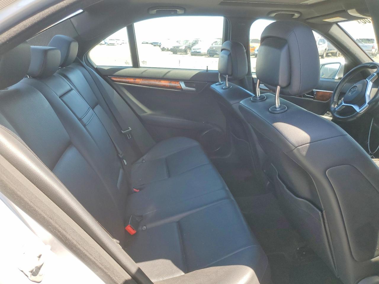 2012 MERCEDES-BENZ C-CLASS — фото 10