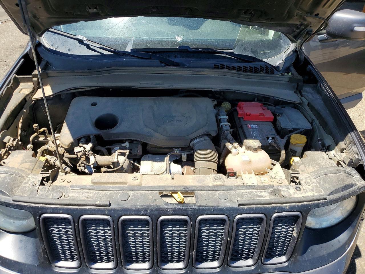2019 JEEP RENEGADE — фото 11