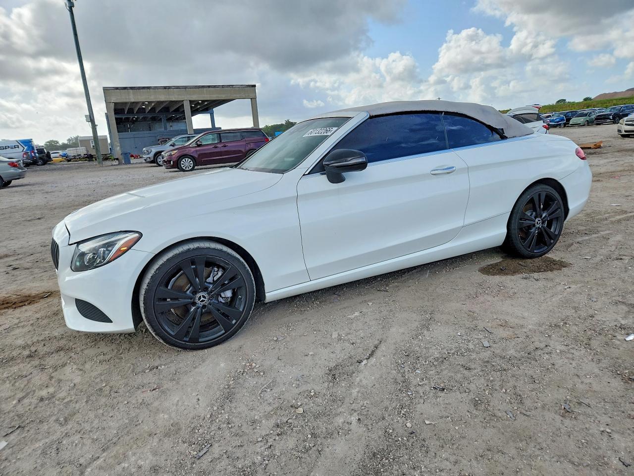 2017 MERCEDES-BENZ C-CLASS — фото 1