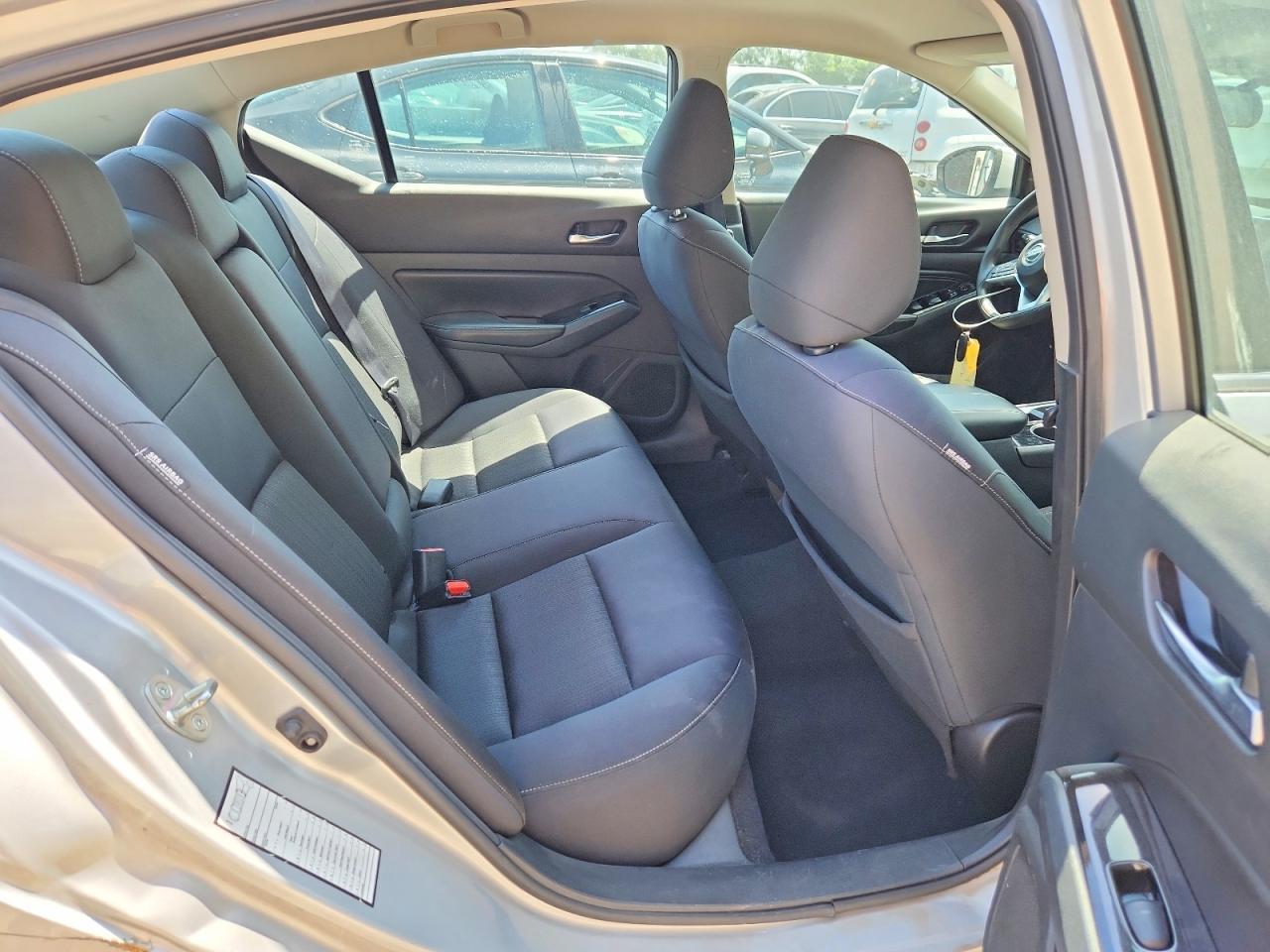 2021 NISSAN ALTIMA — фото 10