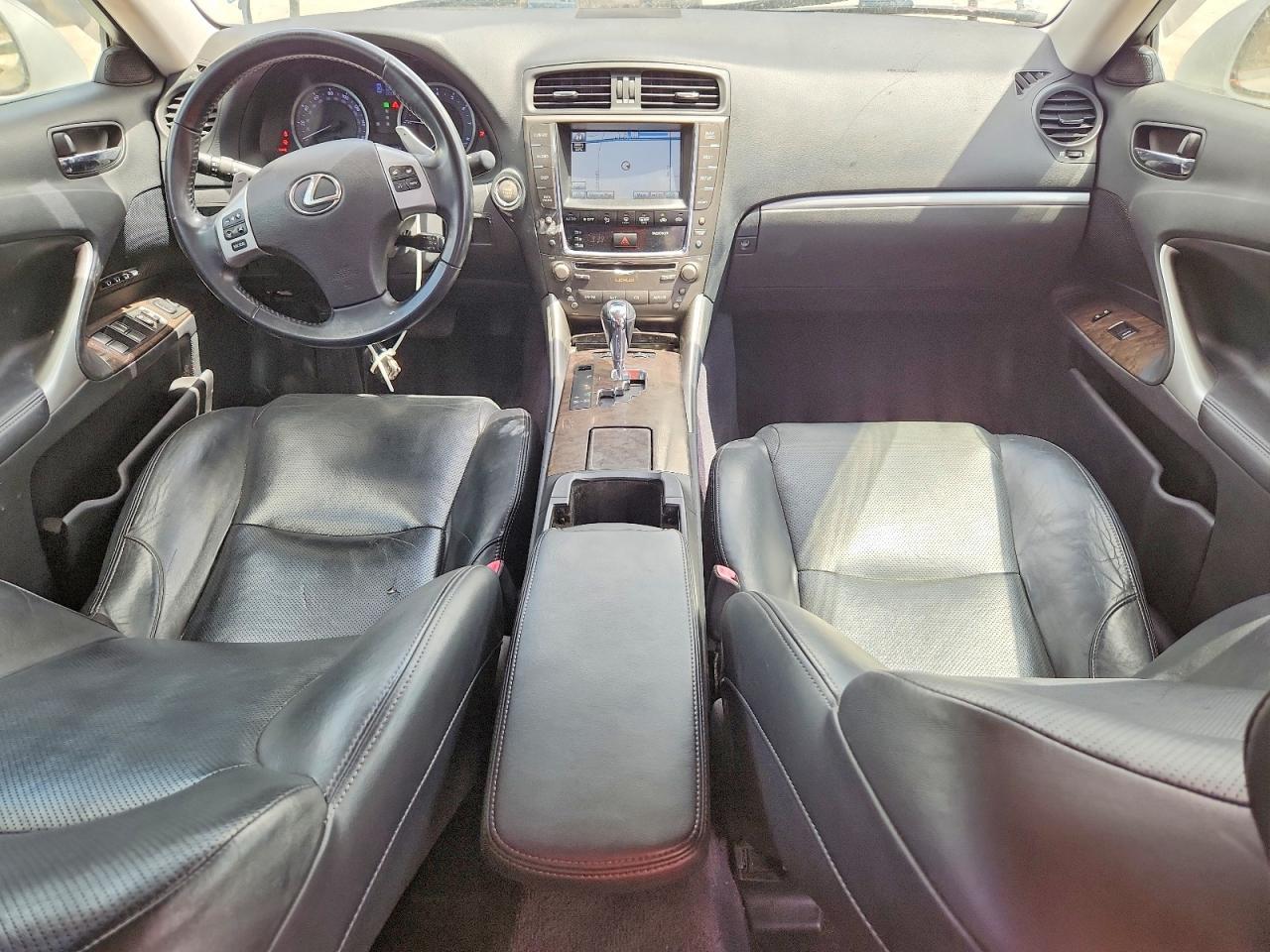 2012 LEXUS IS 250 — фото 8