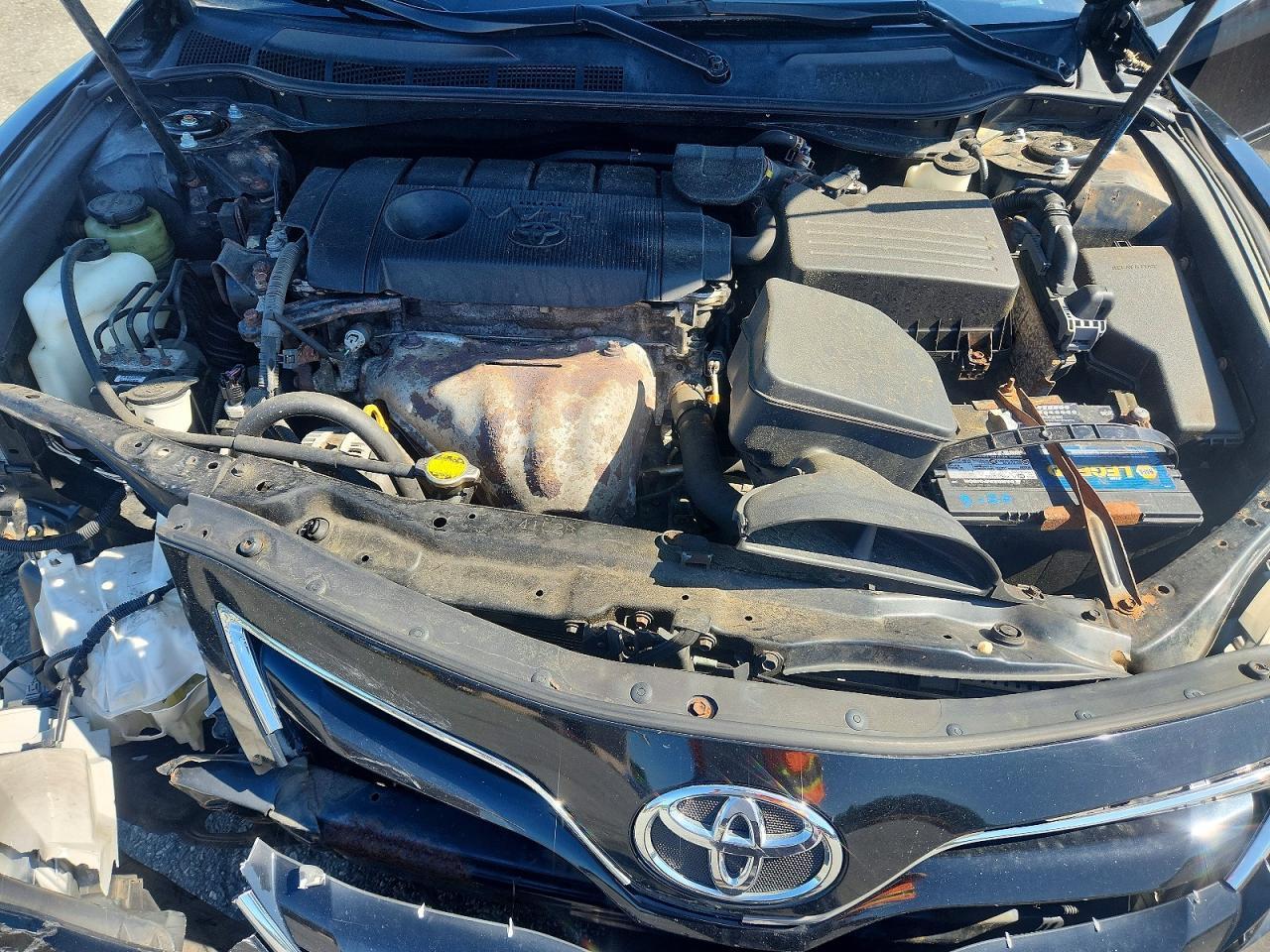 2011 TOYOTA CAMRY — фото 11