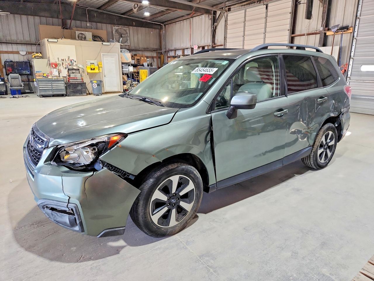 2017 SUBARU FORESTER — фото 1