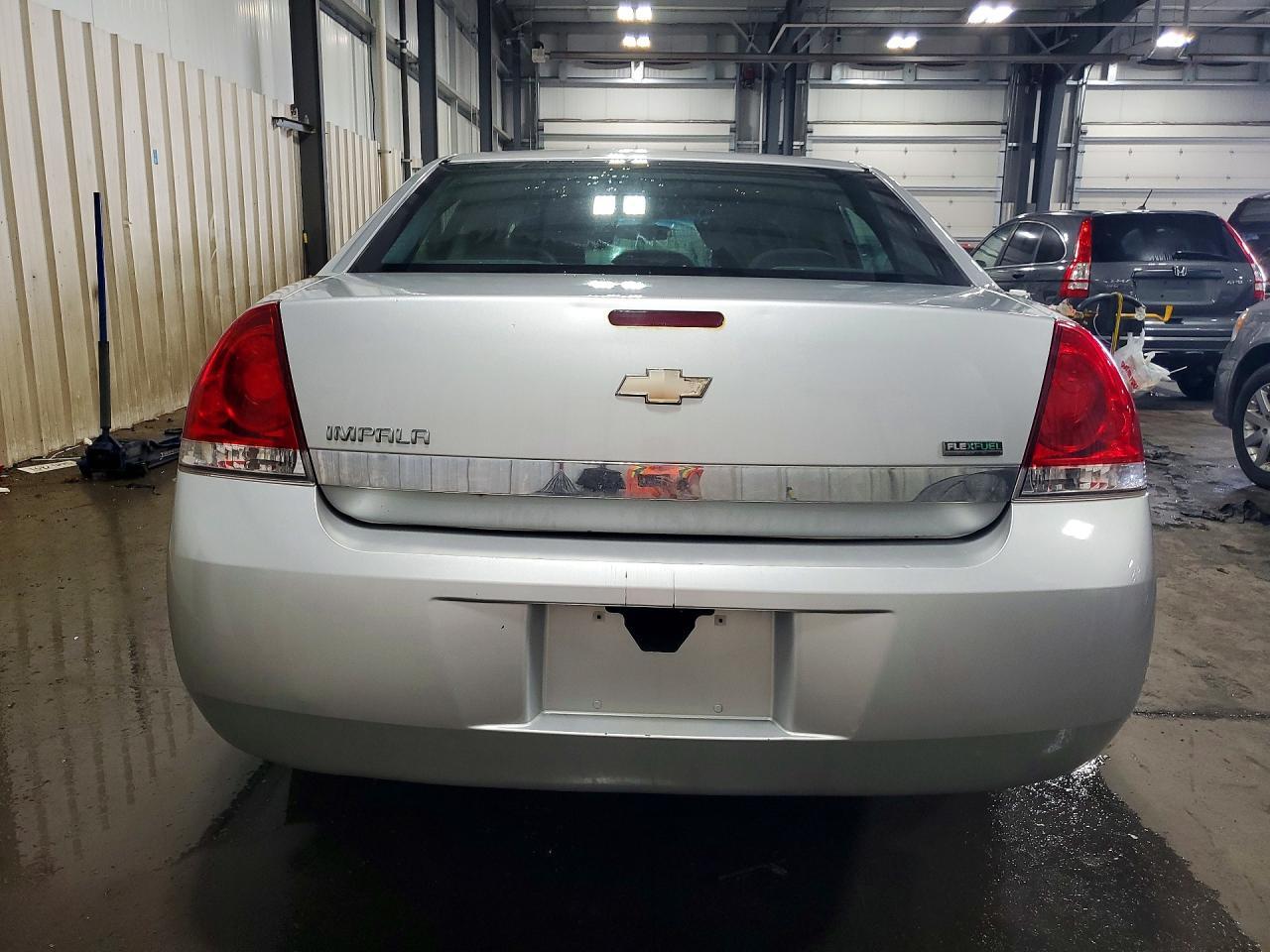 2010 CHEVROLET IMPALA — фото 6
