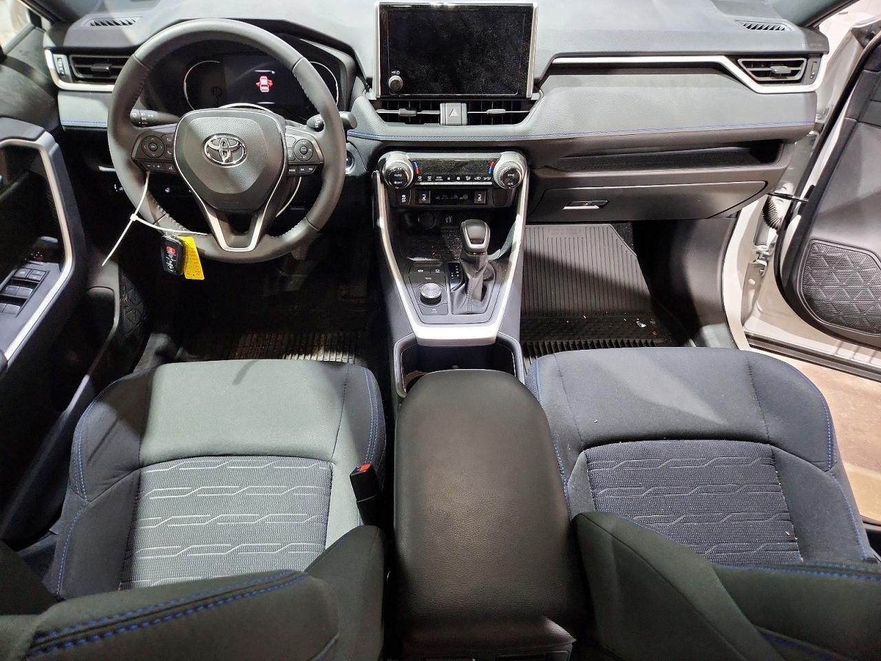 2024 TOYOTA RAV4 HYBRID — фото 8