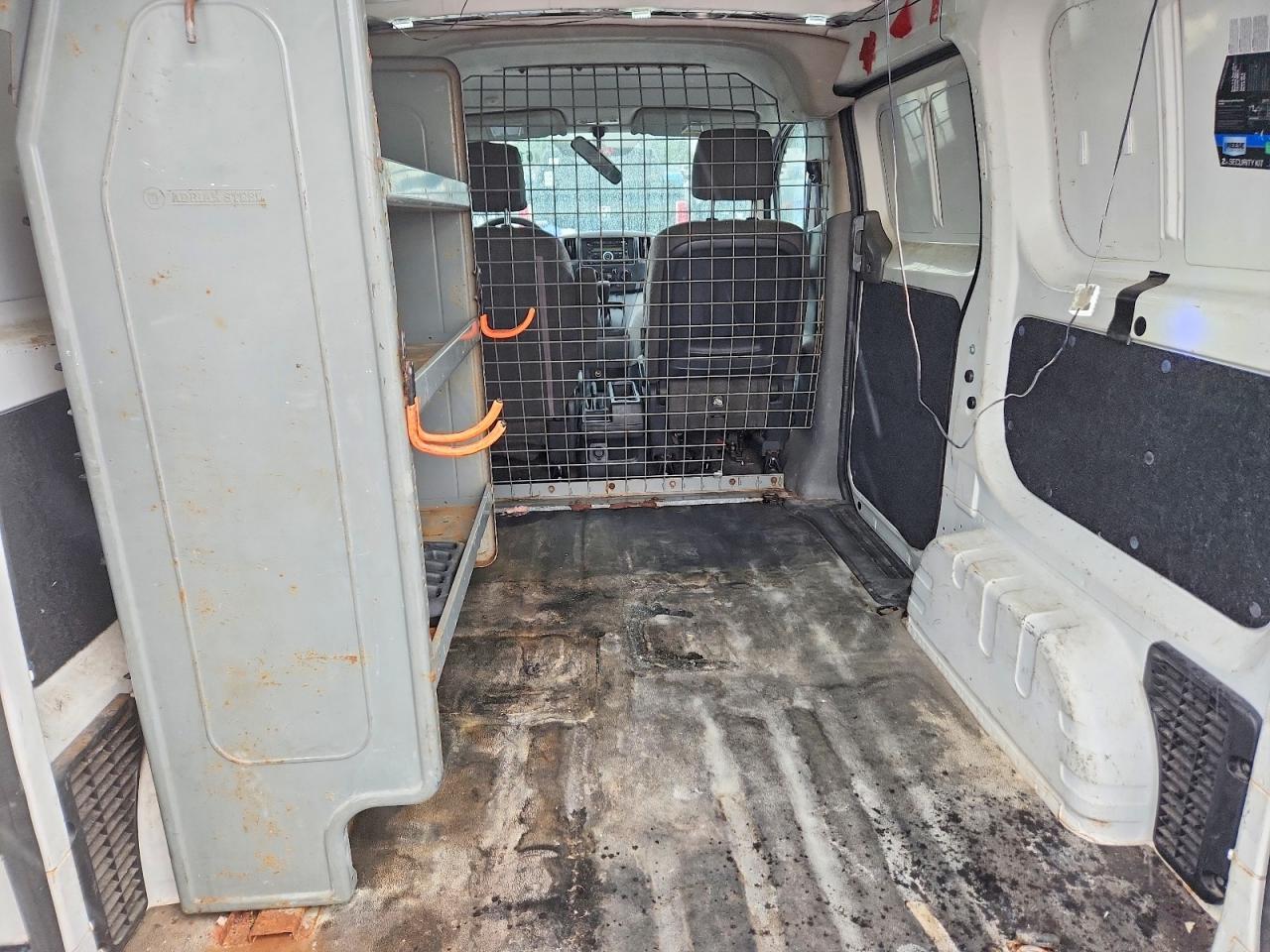 2014 NISSAN NV200 — фото 10