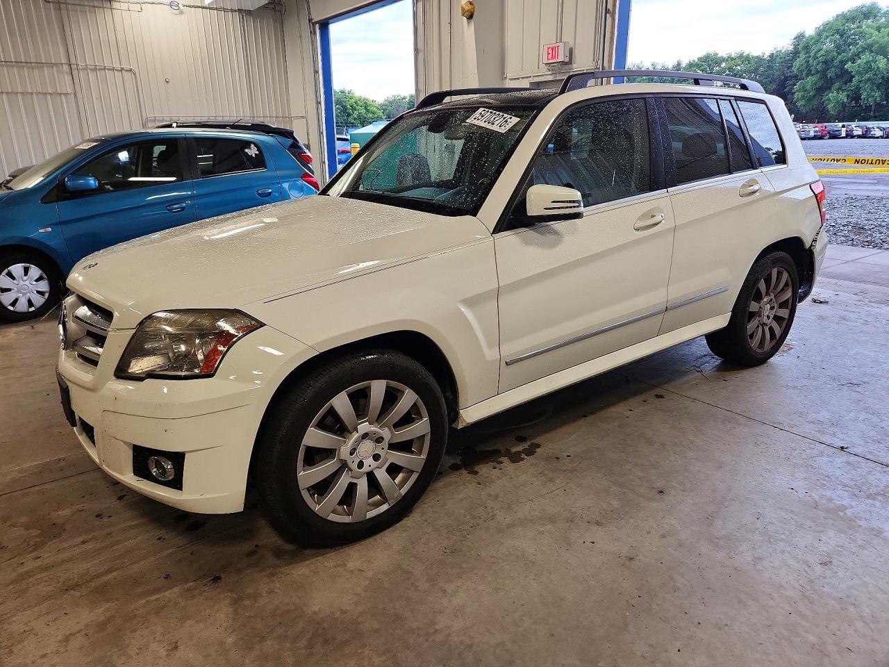 2011 MERCEDES-BENZ GLK-CLASS — фото 1