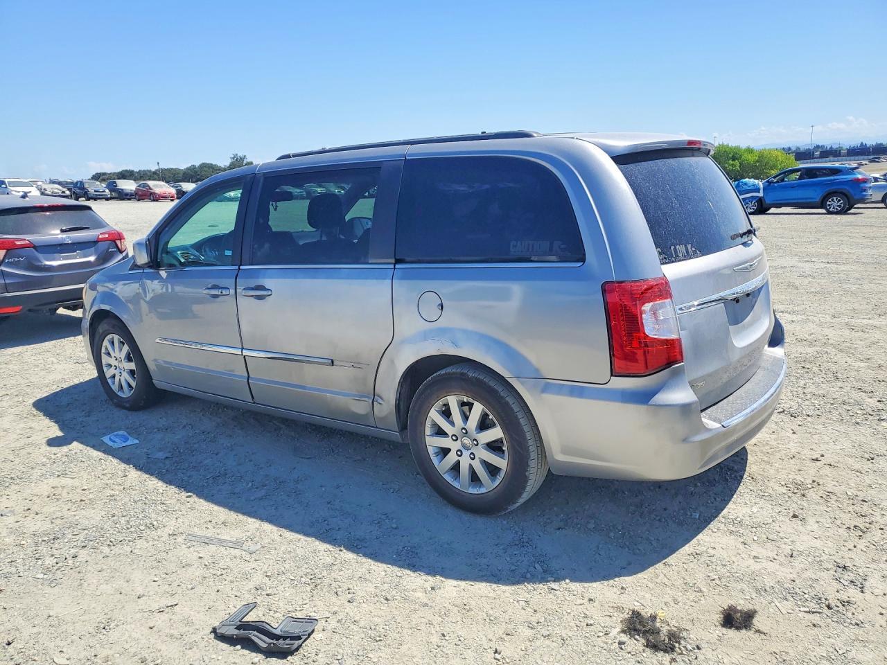 2014 CHRYSLER TOWN & COUNTRY — фото 2