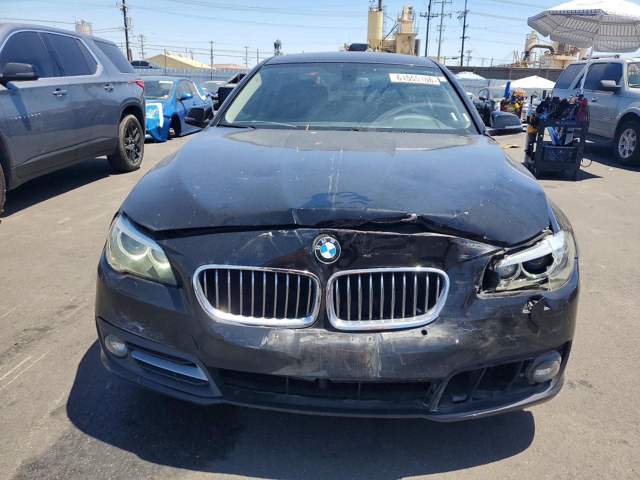 2016 BMW 5 SERIES — фото 5