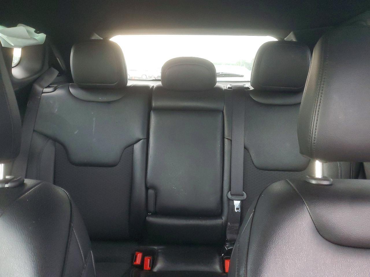 2025 JEEP COMPASS — фото 10