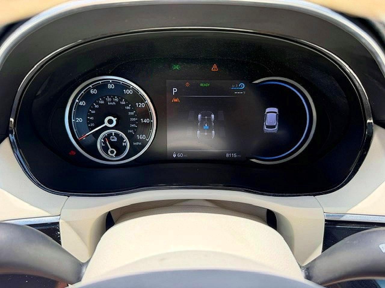 2025 GENESIS G70 — фото 9