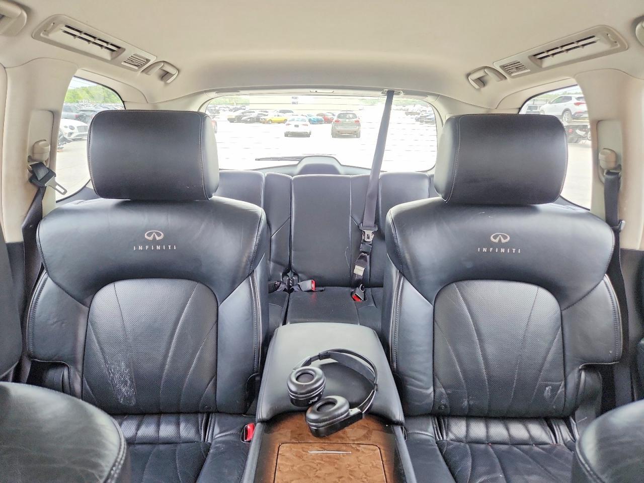2014 INFINITI QX80 — фото 10
