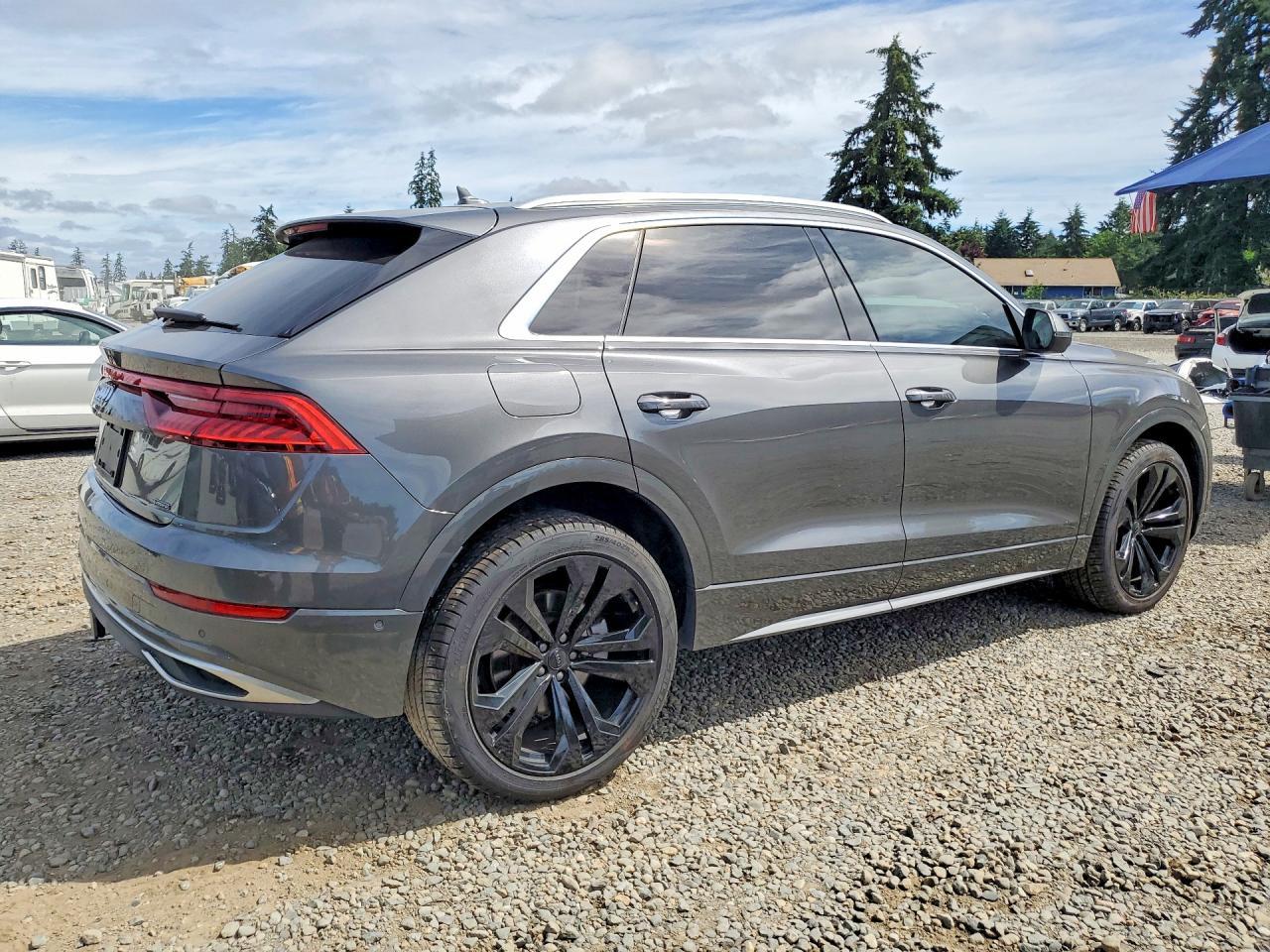 2019 AUDI Q8 — фото 3