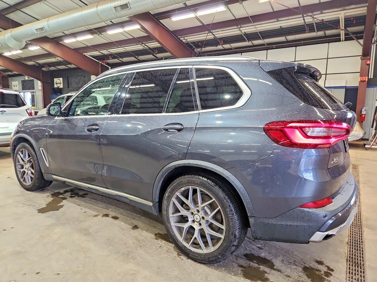 2019 BMW X5 — фото 2