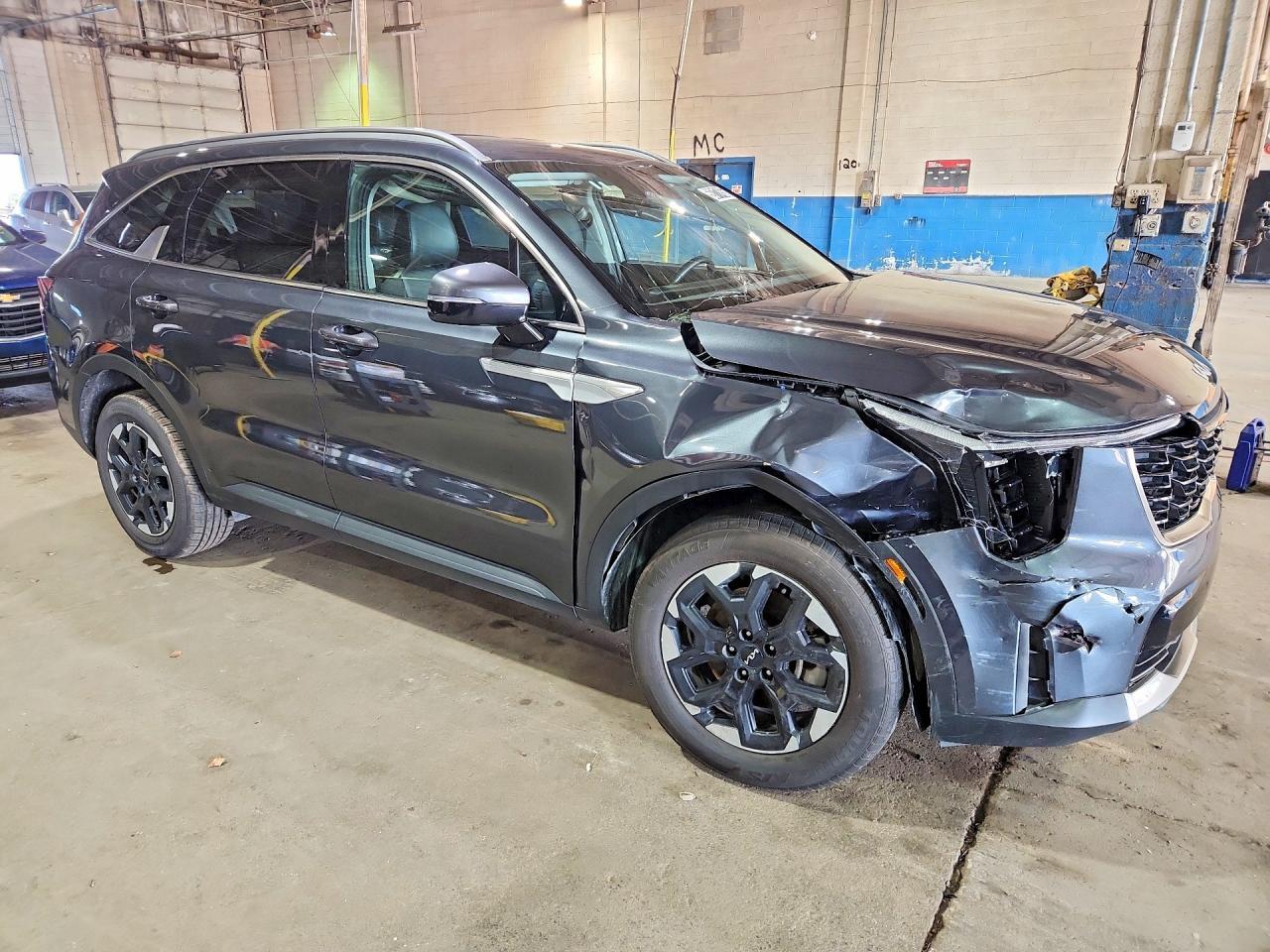 2024 KIA SORENTO — фото 4