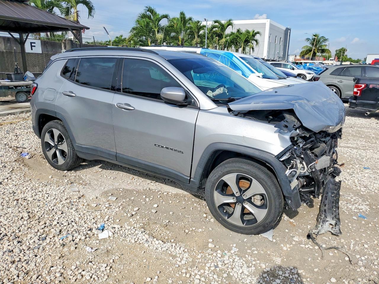 2020 JEEP COMPASS — фото 4