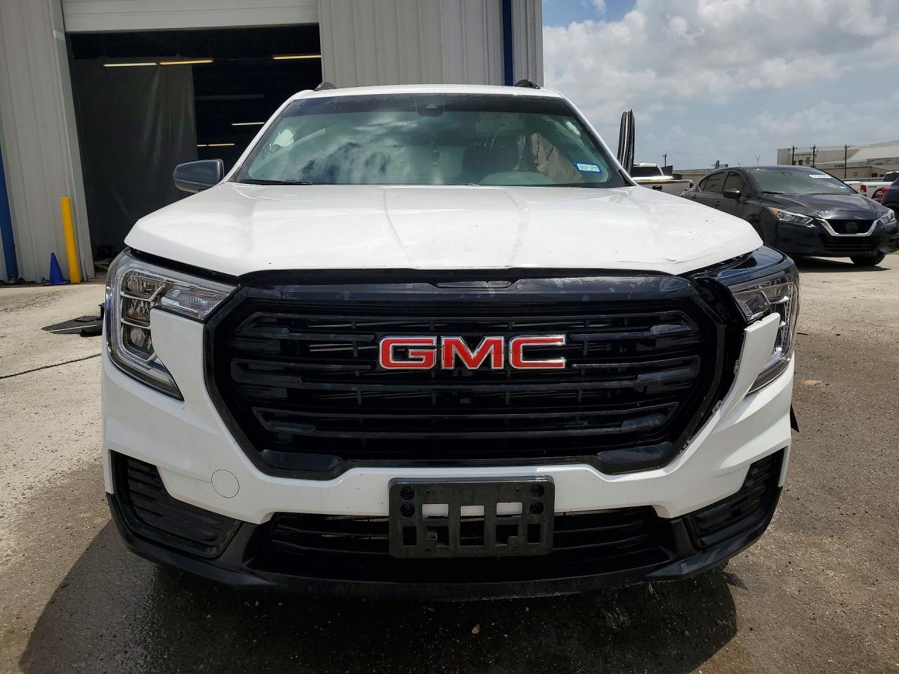 2024 GMC TERRAIN — фото 5
