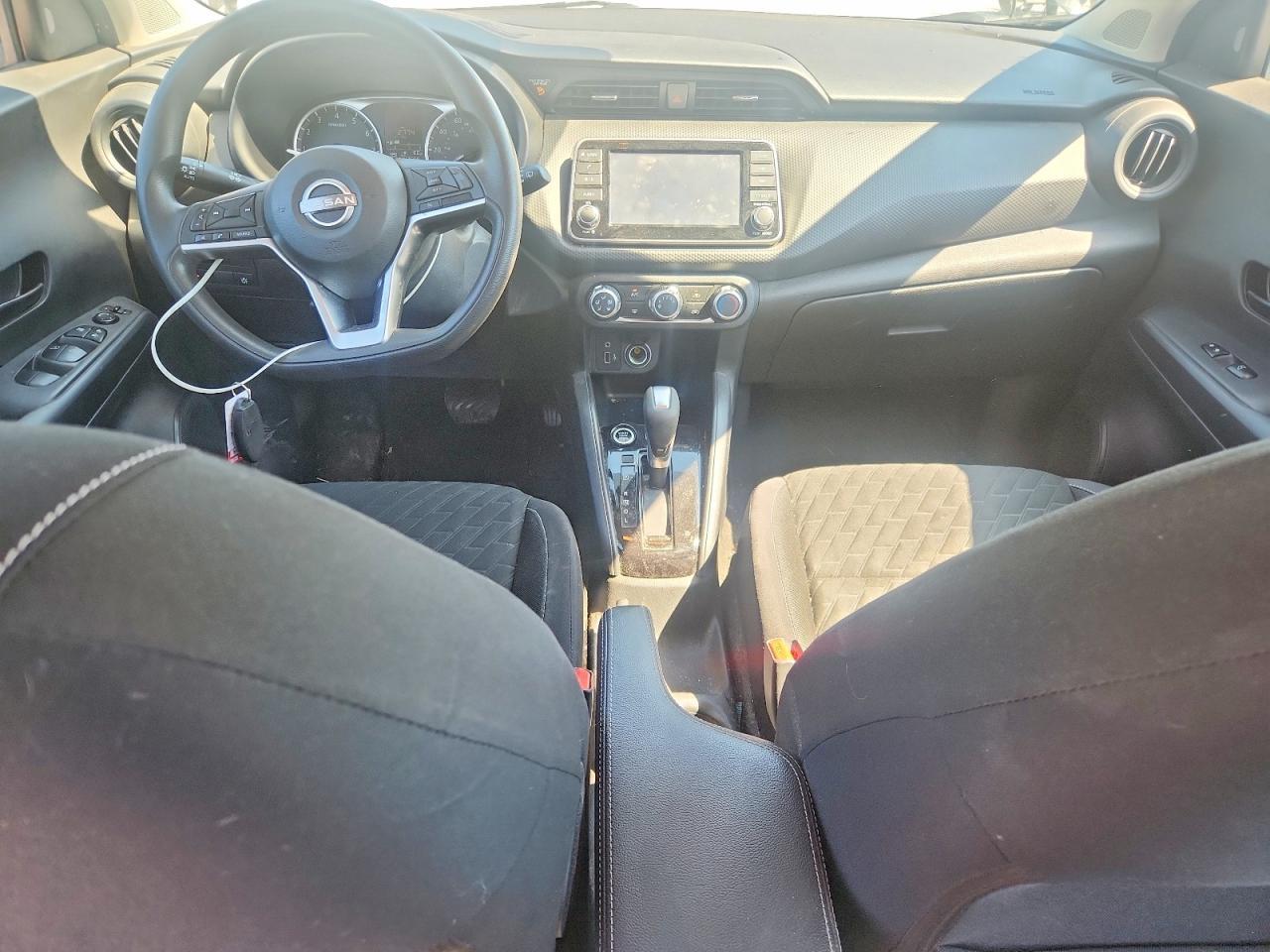 2022 NISSAN KICKS — фото 8