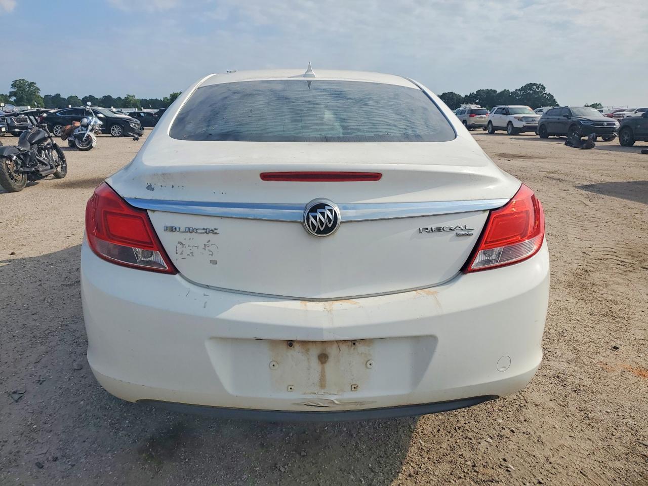 2011 BUICK REGAL — фото 6