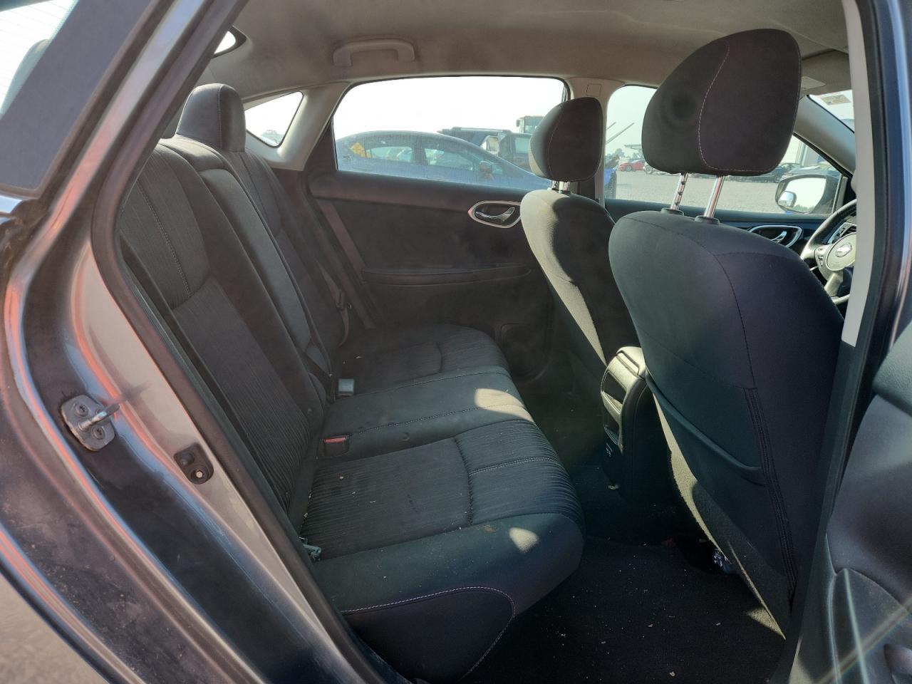 2018 NISSAN SENTRA — фото 10