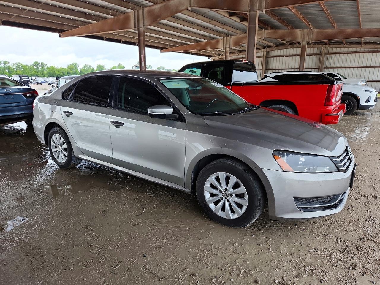 2014 VOLKSWAGEN PASSAT — фото 4