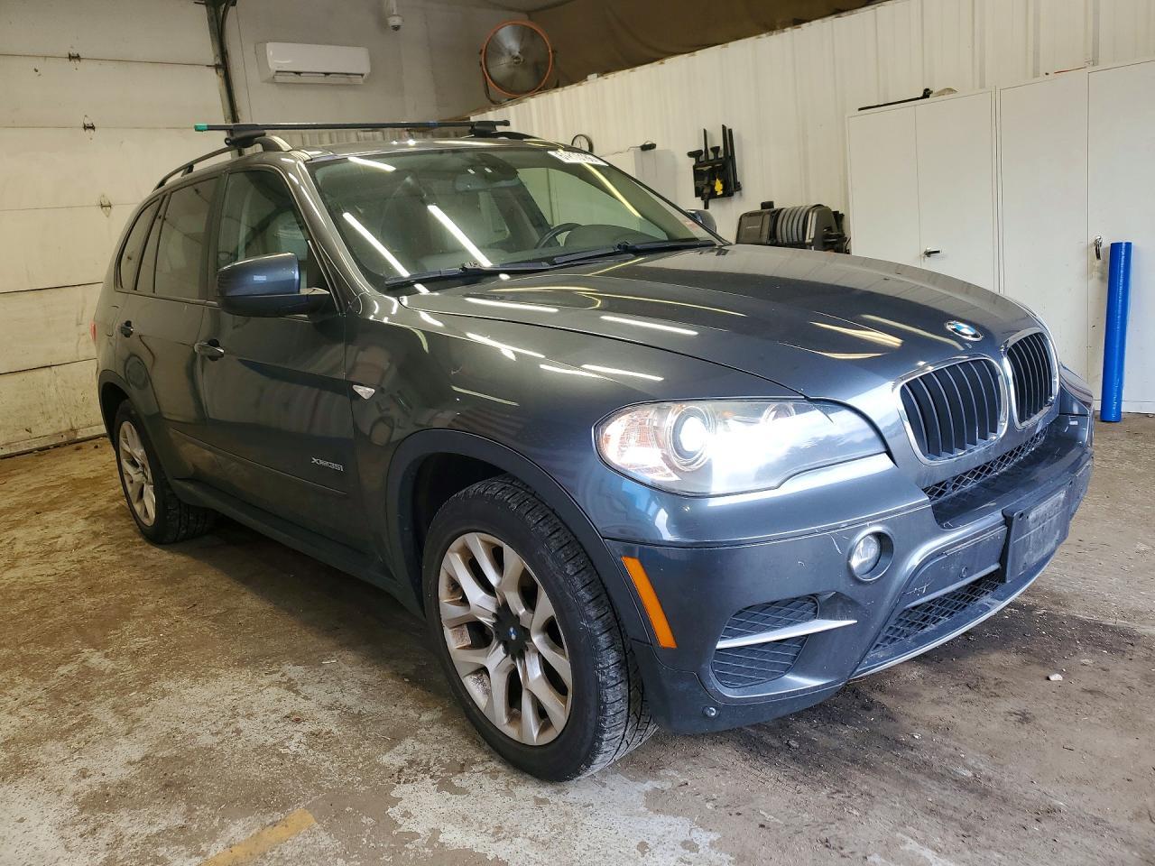 2011 BMW X5 — фото 4