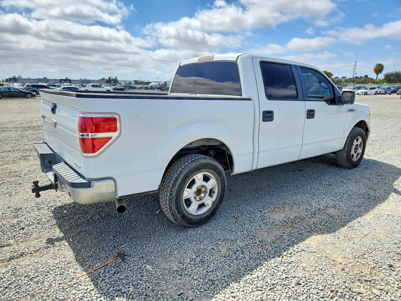 2011 FORD F-150 — фото 3