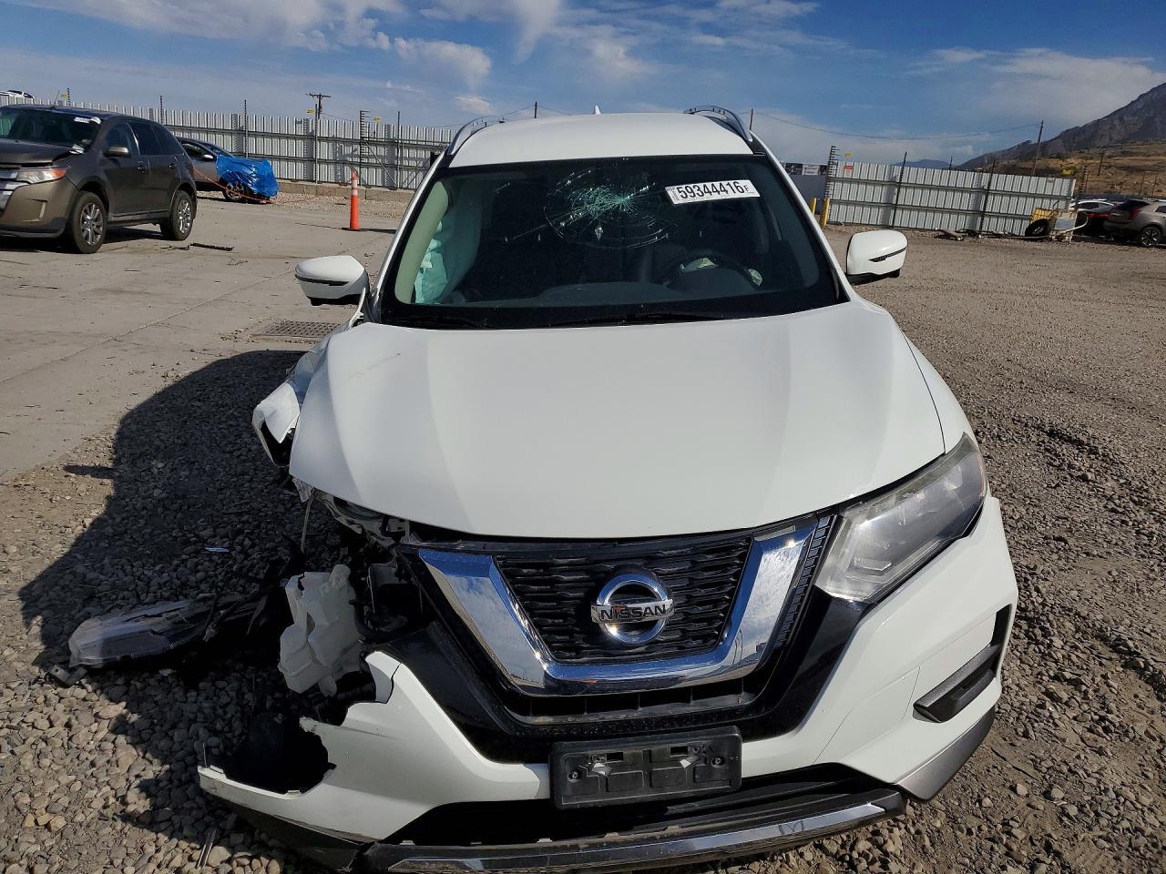2017 NISSAN ROGUE — фото 5